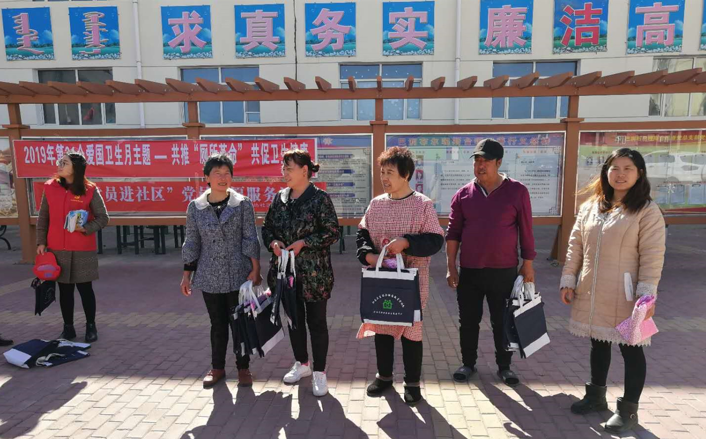 微信图片_20190422085733_副本.jpg