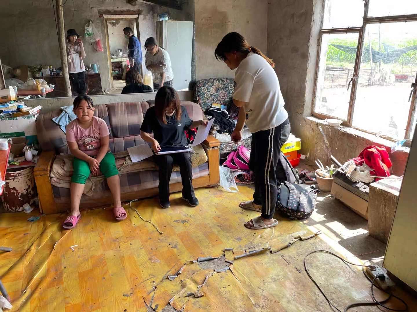 治区突发地质灾害应急预案》3.jpg